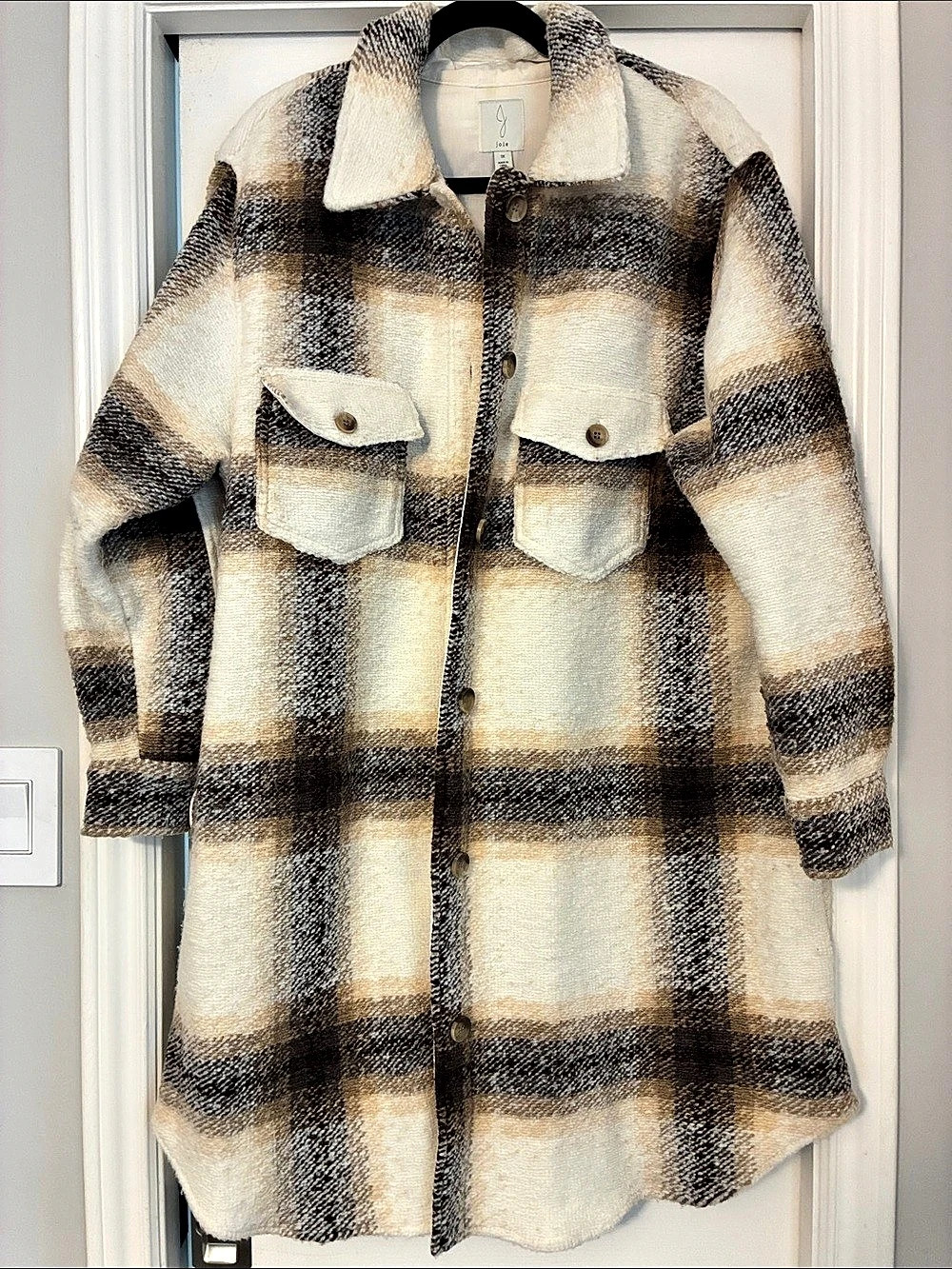 Plaid Shacket in Cream & Brown 1X Like New